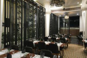 Restoran või mõni muu söögikoht majutusasutuses HARI Residence & Spa