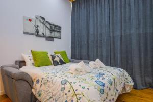 Posteľ alebo postele v izbe v ubytovaní Apartamento de diseño centro Sevilla. WiFi/AC
