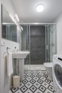 Kúpeľňa v ubytovaní Apartamento de diseño centro Sevilla. WiFi/AC