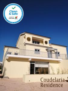 Certificat, premi, rètol o un altre document de Coudelaria Residence 24 fotos més