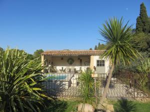 Gallery image of Appartement dans Mas Provencal in Grans