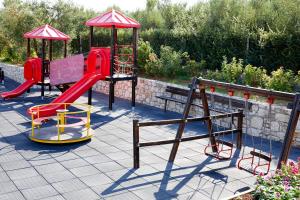 Herní místnost nebo prostor pro děti v ubytování Istion Club & Spa
