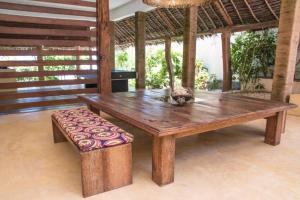 Domácí mazlíčci ubytovaní s hosty v ubytování Palafitta Zanzibar