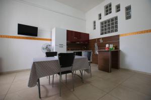 Kuchyň nebo kuchyňský kout v ubytování Case Vacanze Racale