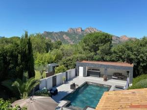 Afbeelding uit fotogalerij van La désirée'ade in Roquebrune-sur-Argens