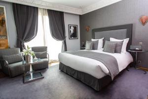 Postel nebo postele na pokoji v ubytování Hôtel particulier Le DOGE - Relais & Châteaux