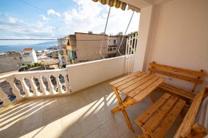 Balcone o terrazza di Ideal ApartHotel Saranda