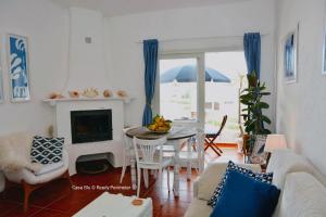 Gallery image of Casa Blu, Beach Boho Chic, Beach and Pool - Fast Wifi in Porches