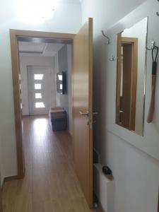 Vonios kambarys apgyvendinimo įstaigoje Apartmani Kruna