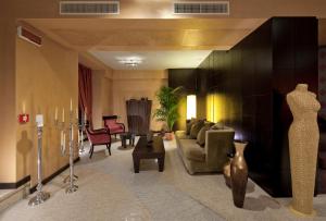 Area soggiorno di c-hotels Fiume