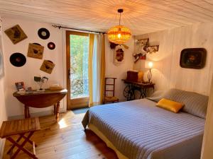 Viols en LavalCôté Chênes Verts - Chambres d'hôtes的相册照片