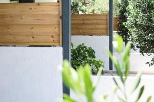 Vonkajšia záhrada v ubytovaní Vabel Skiathos