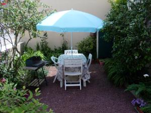 Afbeelding uit fotogalerij van Chez Gibus in Grandcamp-Maisy