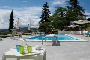 Bazén v ubytování Bed and Breakfast Albe nebo v jeho okolí