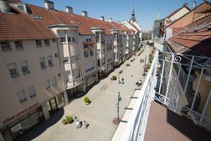 Gallery image of Centrum Lux 2 Apartmanok in Kaposvár