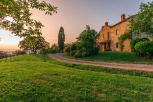 Zahrada ubytování Borgo Fastelli - House in historical Borgo in Tuscany - Susino