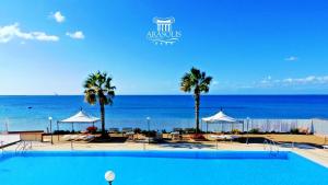 Бассейн в Apulia Hotel Taranto Ara Solis или поблизости
