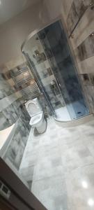 Ein Badezimmer in der Unterkunft Wine Hostel