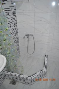 Kupatilo u objektu Apartmani Ruj +37 fotografija