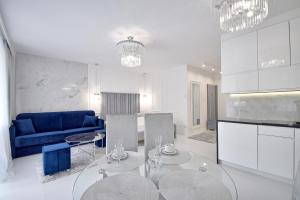 Nhà bếp/bếp nhỏ tại CRYSTAL Apartament 80m od plaży, przy latarni morskiej