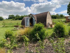 Afbeelding uit fotogalerij van Slades farm Glamping in Westbury