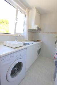 Kuchyň nebo kuchyňský kout v ubytování Aldea Tranquila by costablancarent