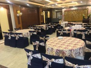 Restaurace v ubytování Leela Residency