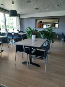 Εστιατόριο ή άλλο μέρος για φαγητό στο Juthbacka Hotell +21 φωτογραφίες