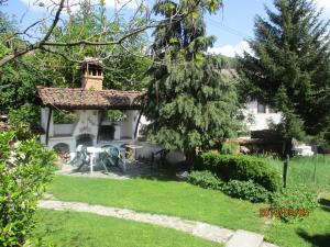 A garden outside Borimechkova Kashta
