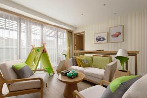 Posezení v ubytování Mangrove Tree Resort World Sanya Bay -Elader Palm Tower