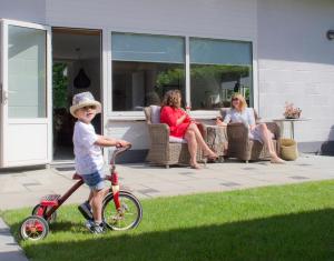 Φωτογραφία από το άλμπουμ του Banjaard Beachhouse Patrijzenlaan 16 σε Kamperland