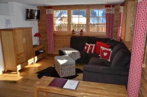 Gallery image of Apartments Les Marmottes in Zermatt