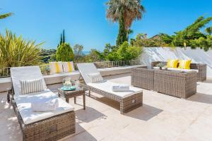 Część wypoczynkowa w obiekcie Las Lomas de Marbella Club