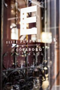 Certifikát, hodnocení, plakát nebo jiný dokument vystavený v ubytování Elite Plaza Hotel