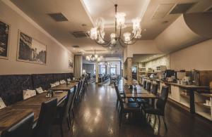 Reštaurácia alebo iné gastronomické zariadenie v ubytovaní Medical Wellness & SPA Werona