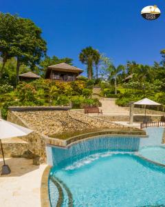 Bazén v ubytování Bunaken Oasis Dive Resort and Spa nebo v jeho okolí + 25 fotografií