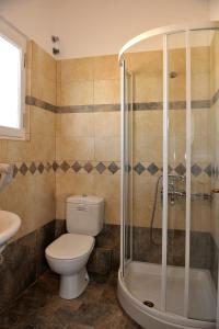 Koupelna v ubytování Tsakanos Apartments