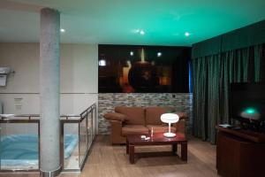 Posedenie v ubytovaní Motel Emporio + 37 fotografií