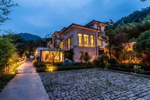 Γενική θέα στο βουνό ή θέα στο βουνό από  αυτό το δωμάτιο σε οικογενειακή κατοικία