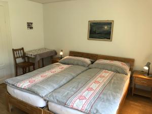 Ліжко або ліжка в номері Sportlerzimmer & Apartments