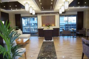 Гостиная зона в Grand Bellevue Hotel Apartment Dubai