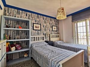 Alana First Line Beach Apartment Fuengirola, Spain - Booking.com