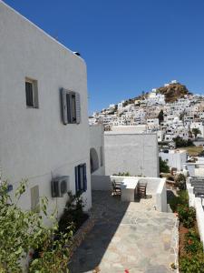 Üldine mäevaade või majutusasutusest Aphrodite Hotel & Apartments pildistatud vaade