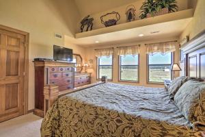 Gallery image of Pagosa Springs Townhome with View Hike and Fish! in Pagosa Springs