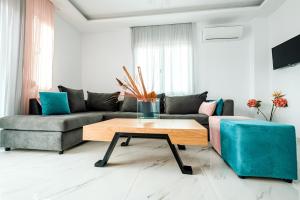 Posedenie v ubytovaní Design Suites Efharis (Brusco)