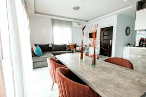 Posedenie v ubytovaní Design Suites Efharis (Brusco)