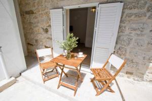 Fotografie z fotogalerie ubytování Apartmani Rustica v destinaci Drasnice
