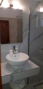 A bathroom at Pension Nychterida