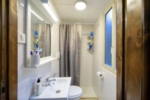 Kúpeľňa v ubytovaní NEW NAVONA ELEGANT APARTMENT