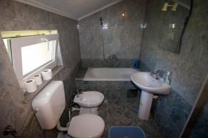 Guest house Blagaj tesisinde bir banyo